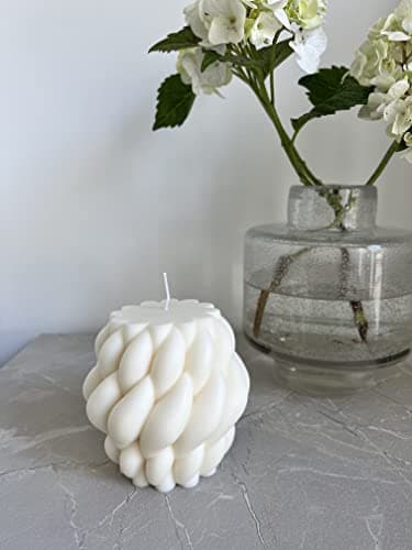 Karla Handmade rapeseed wax candle