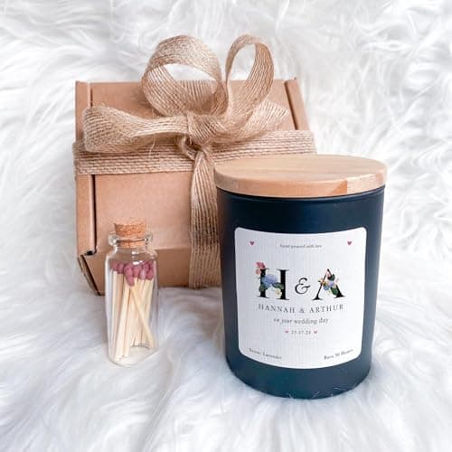 Pomchick - Personalised Wedding Candle Gift for Married Couple her Bride with Initials and Date Custom Keepsake for Couples On Your Wedding Day